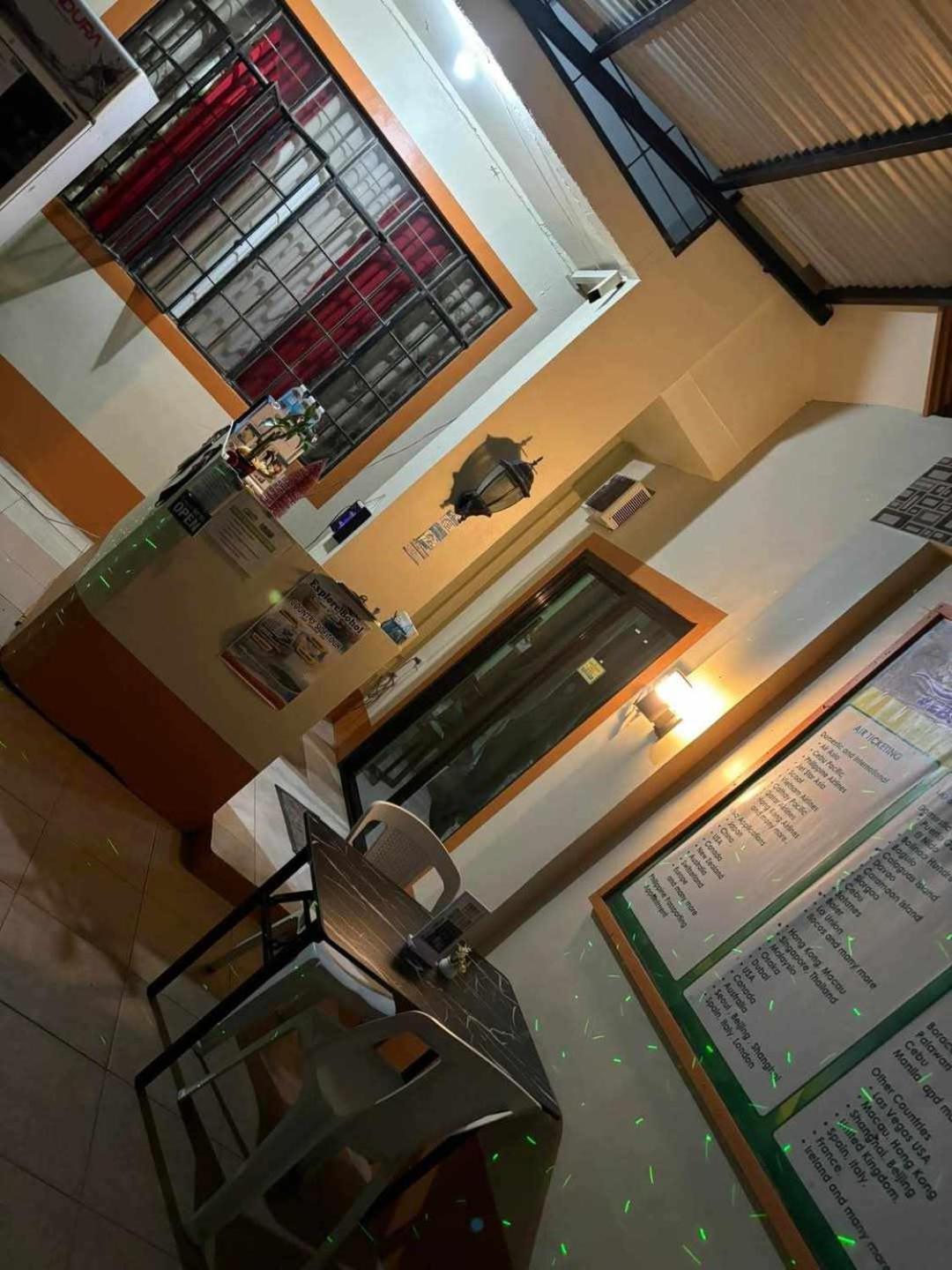 Andresas Homestay Loboc Exteriör bild
