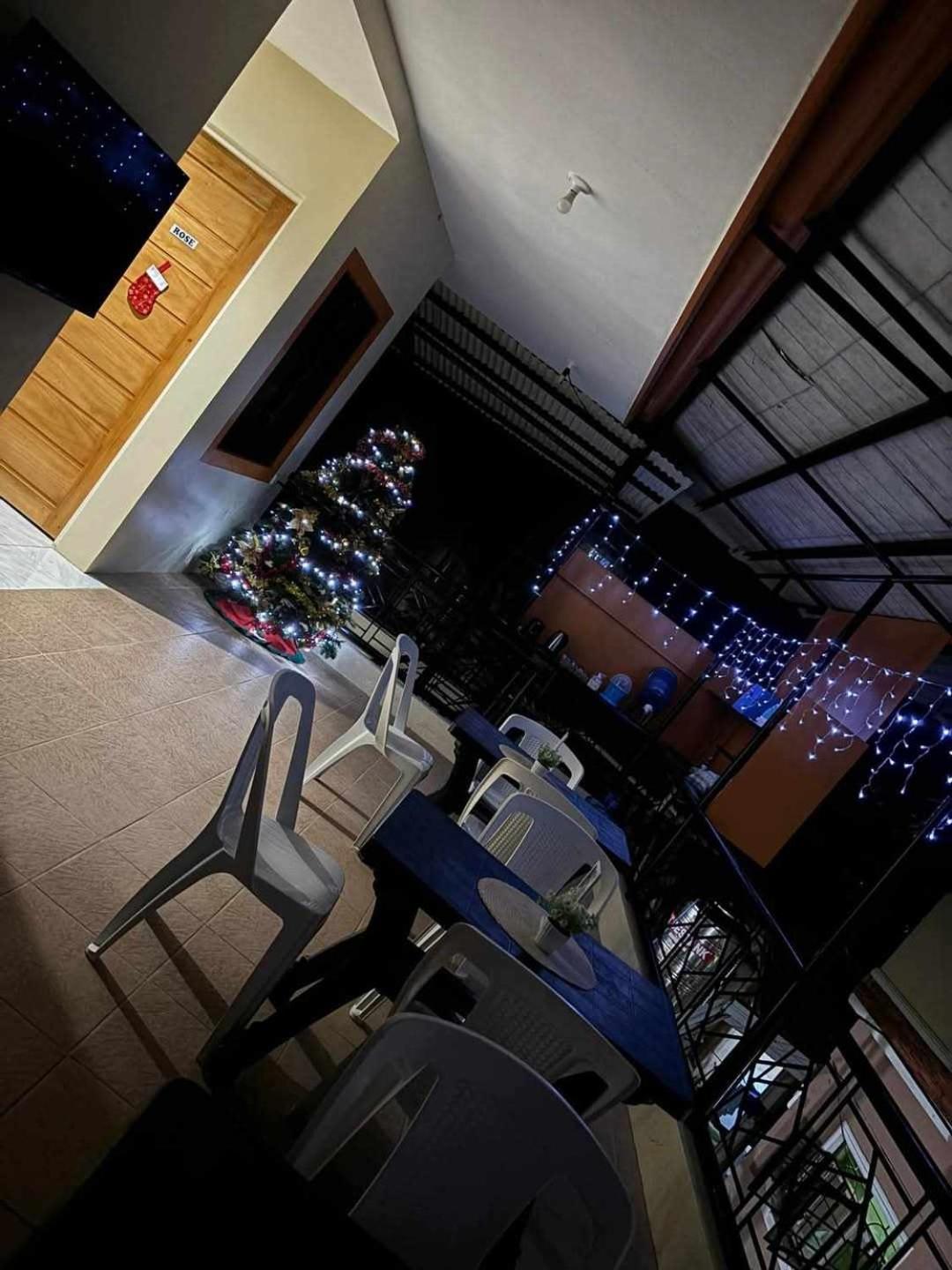 Andresas Homestay Loboc Exteriör bild