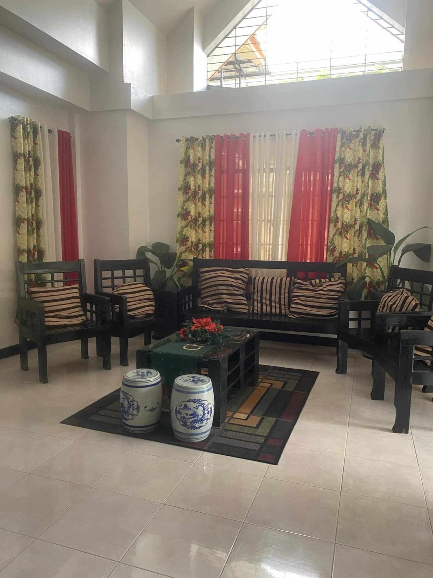 Andresas Homestay Loboc Exteriör bild