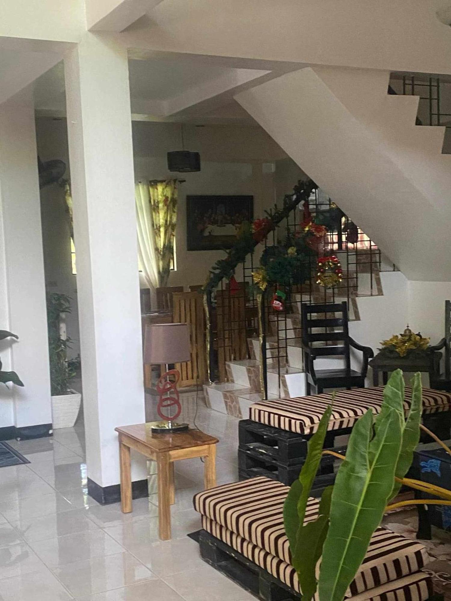 Andresas Homestay Loboc Exteriör bild