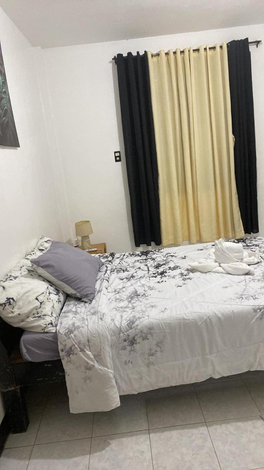 Andresas Homestay Loboc Exteriör bild
